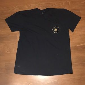 Quicksilver t-shirt